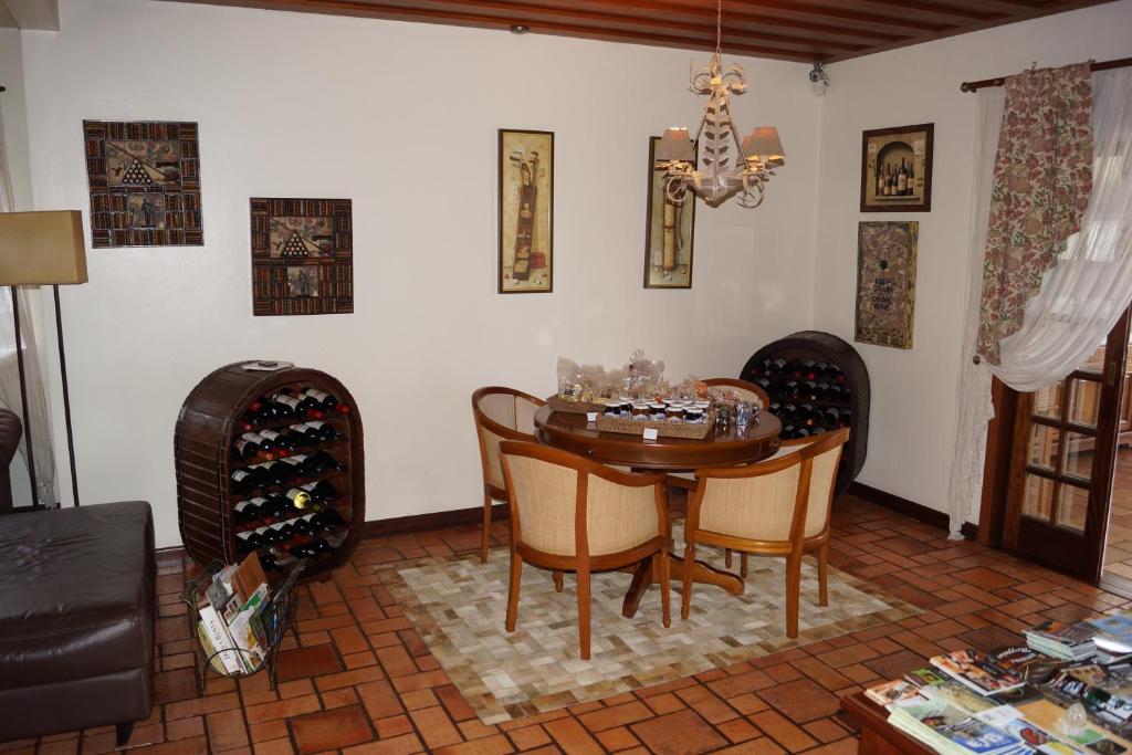 Pousada Chateau Colinas - image 3